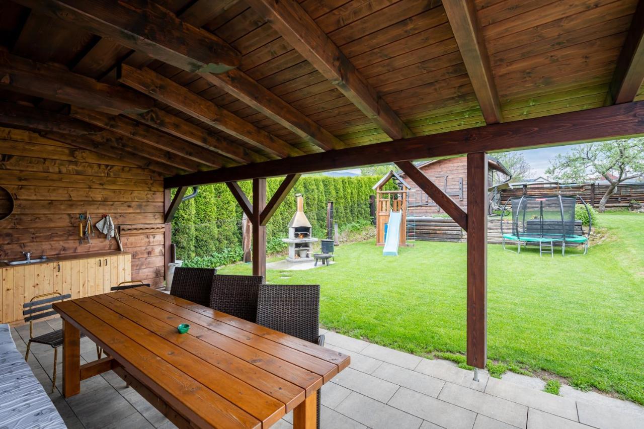 Drevenica Emilka, 5 Min Restauracia, Z Terasy Vyhlad Na Kralovu Holu A Polomske Ocko, Gril, Ohnisko, Kotlik Villa Brezno Eksteriør bilde