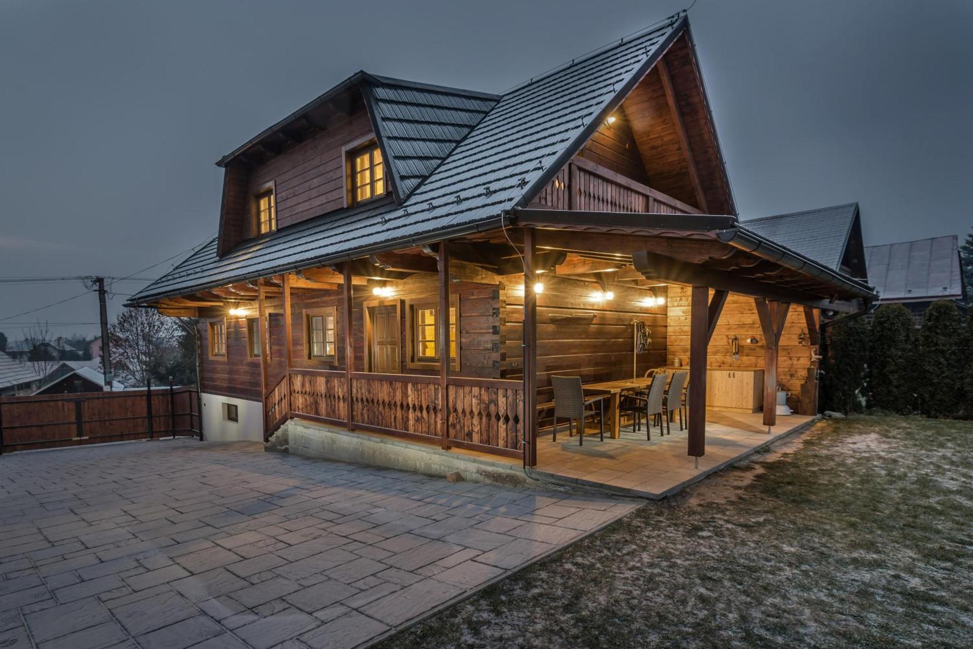 Drevenica Emilka, 5 Min Restauracia, Z Terasy Vyhlad Na Kralovu Holu A Polomske Ocko, Gril, Ohnisko, Kotlik Villa Brezno Eksteriør bilde